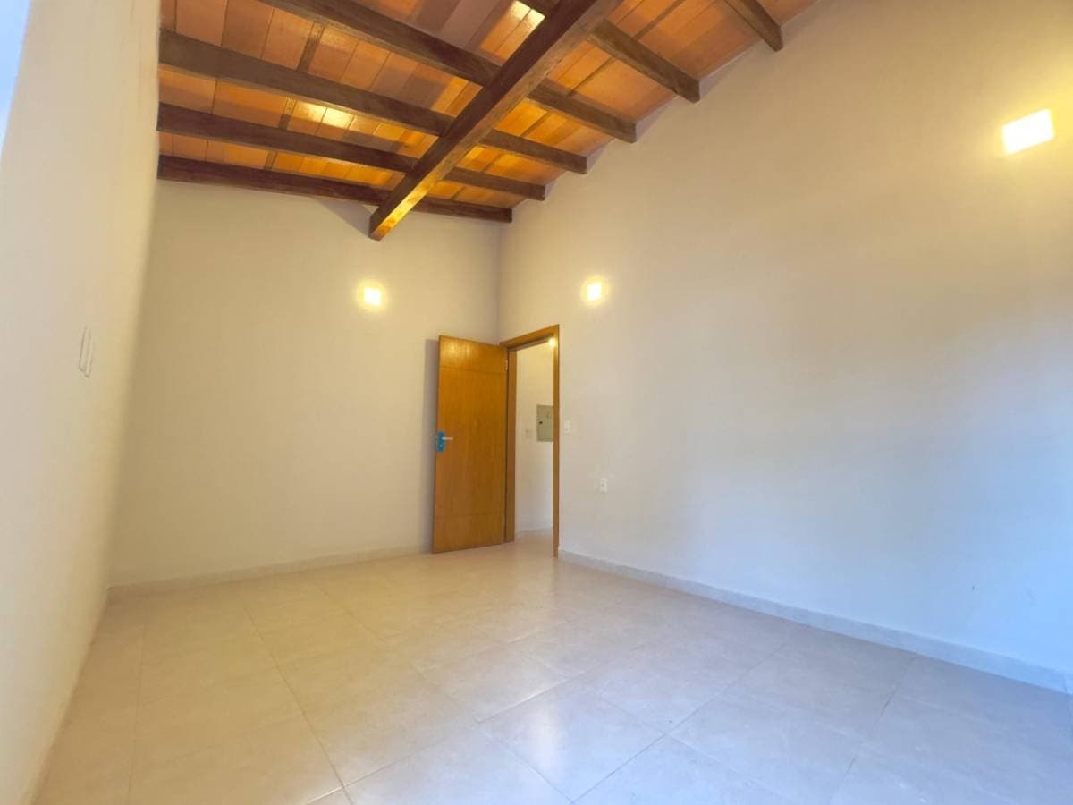 En venta hermoso chalet a estrenar en Luque, foto 2