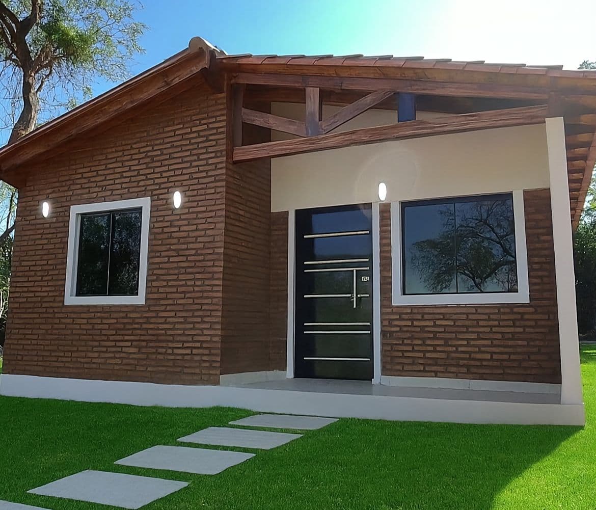 Tu Casa propia en Amplio terreno En Barrio Cañadita- Ñemby