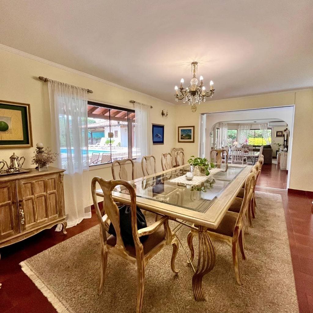 Elegante residencia en venta en Barrio Murucuyá, foto 3