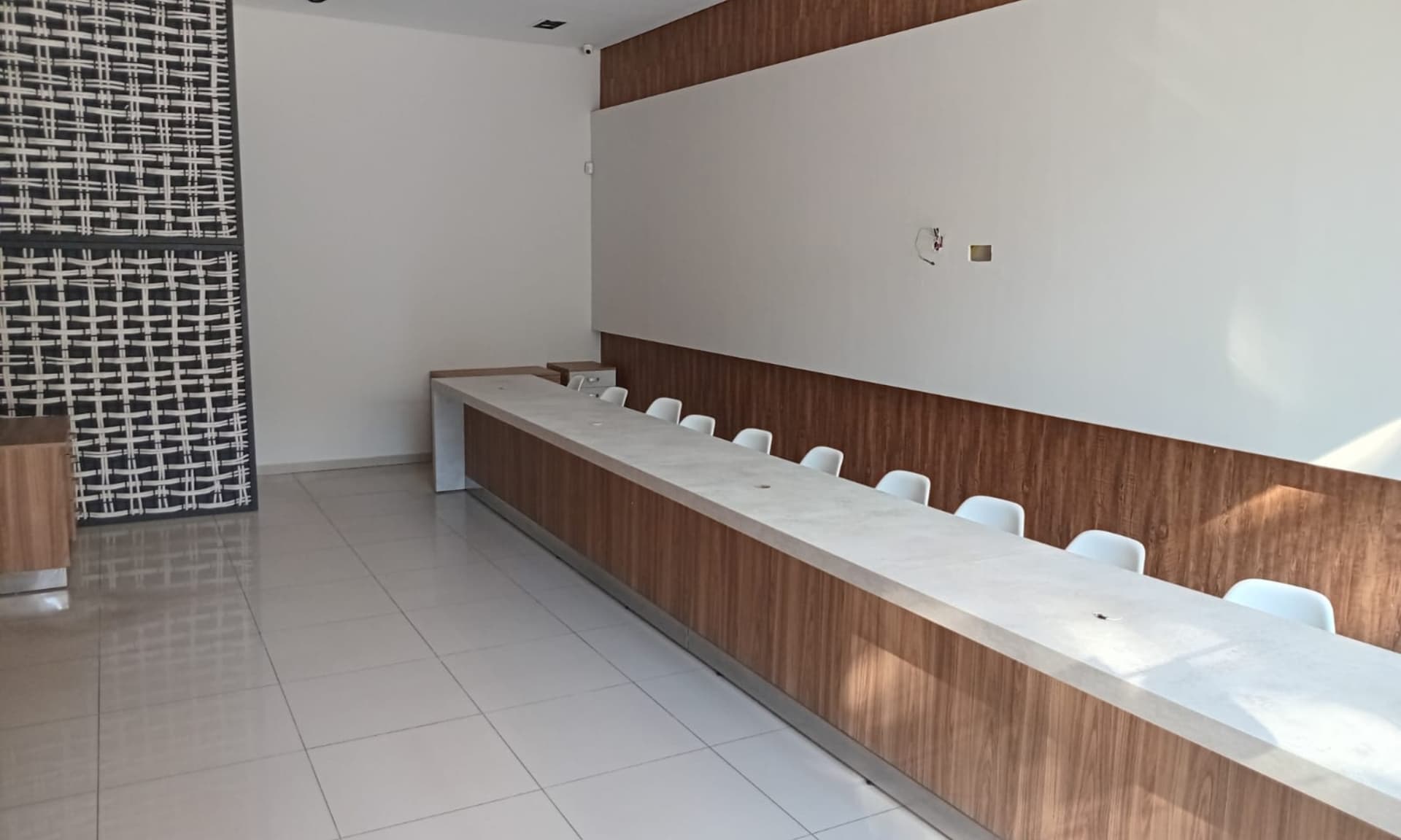Oficina corporativa a 1 cuadra del Shopping del Sol
