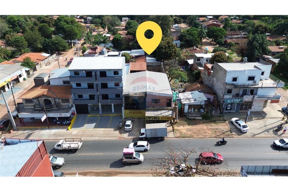 Propiedad Comercial Sobre Avenida, foto 1