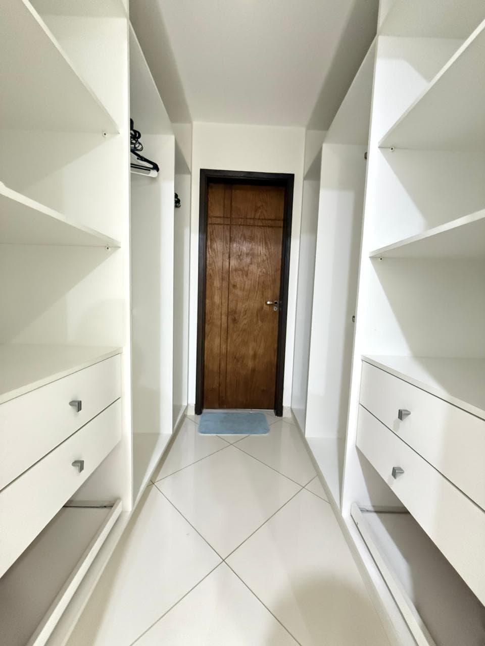 Villa Morra, en alquiler amplio departamento de 1 dormitorio amoblado, foto 2