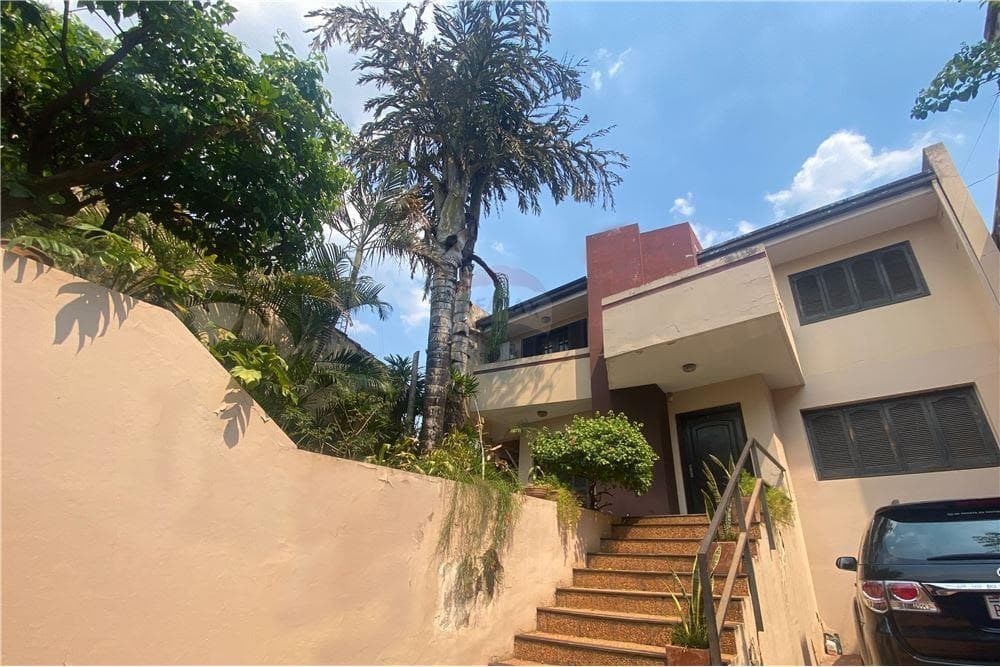 Casa en ciudad nueva sobre azara — foto 1