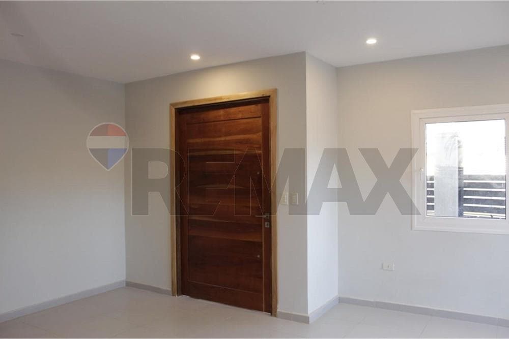 En venta amplio duplex en sajonia, foto 5