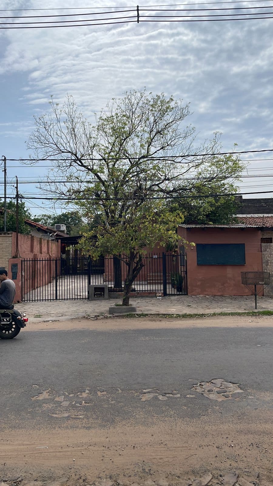 Casa a refaccionar o demoler barrio Trinidad, foto 2