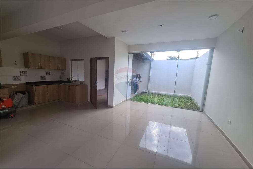 Duplex en Villa Elisa, zona 3 bocas — foto 3