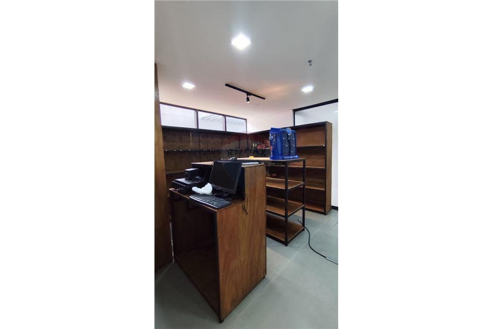 Local comercial prestigiosa ubicacion, foto 2