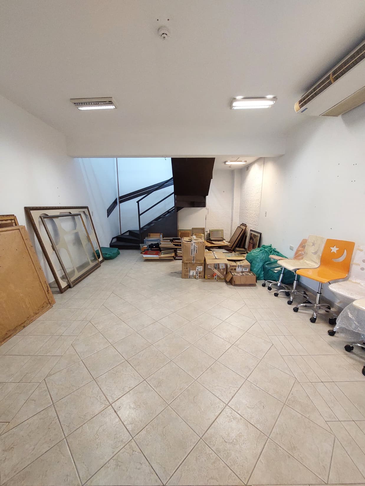 Salon comercial en zona av. Boggiani — foto 3