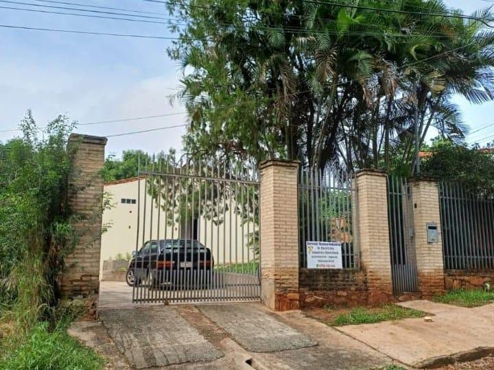 Vendo casa en barrio villa amelia San Lorenzo