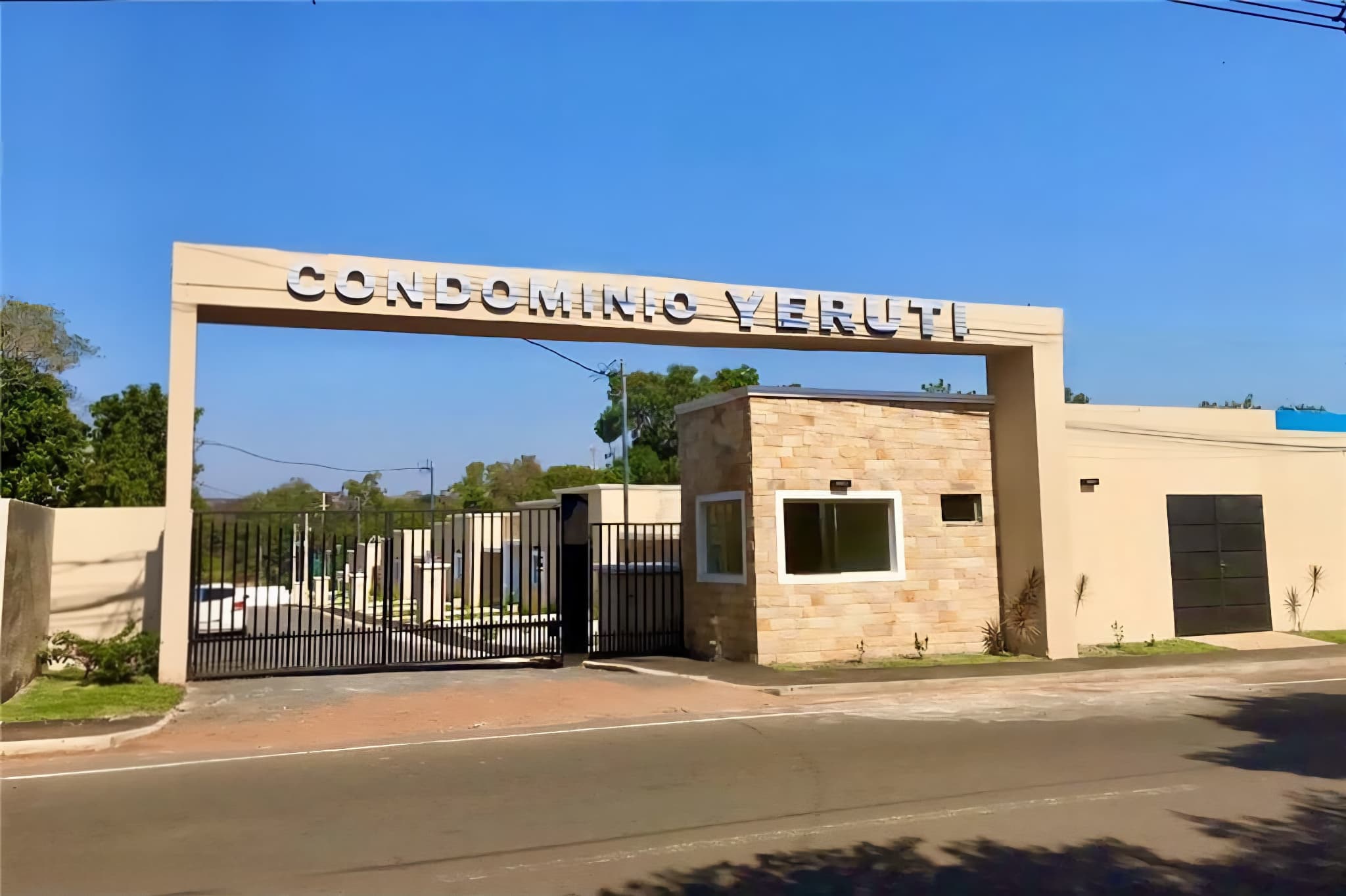 Casa En Venta En Condominio Yeruti Luque — foto principal