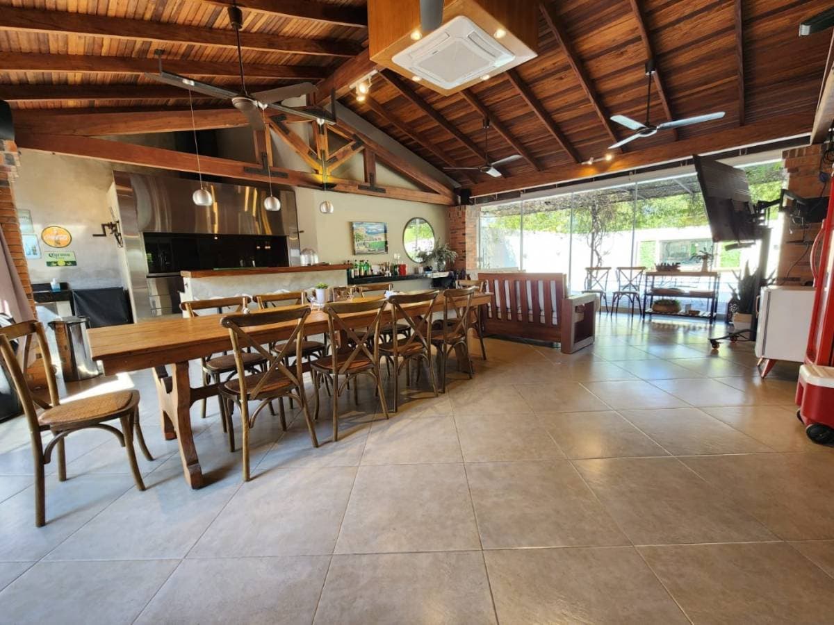 Oferta alquilo lujosa residencia en Luque, foto 3