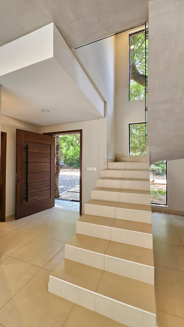 Casa de lujo en San Bernardino, foto 2
