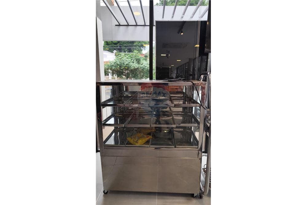 Local Comercial - Alquiler - Recoleta, Paraguay, foto 2