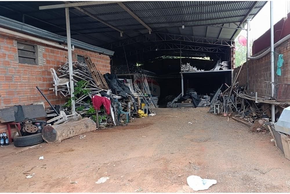 Terreno con tinglado en capiata zona aratiri, foto 5
