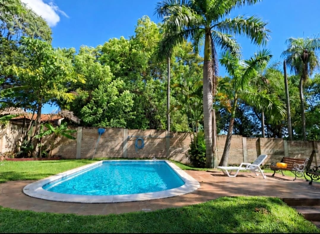 Vendo casa quinta en San Lorenzo