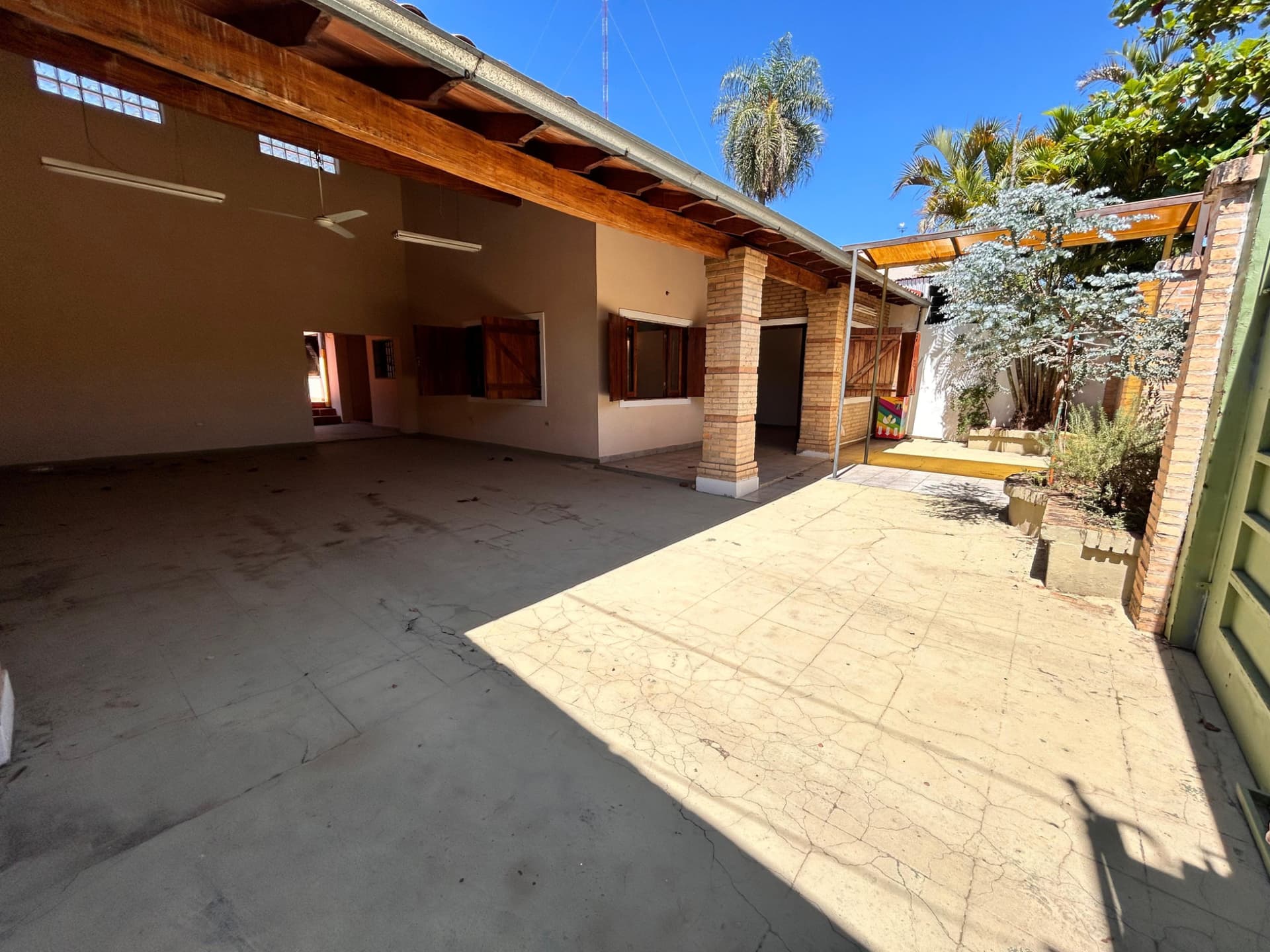 En venta casa de una planta en lambare, foto 2