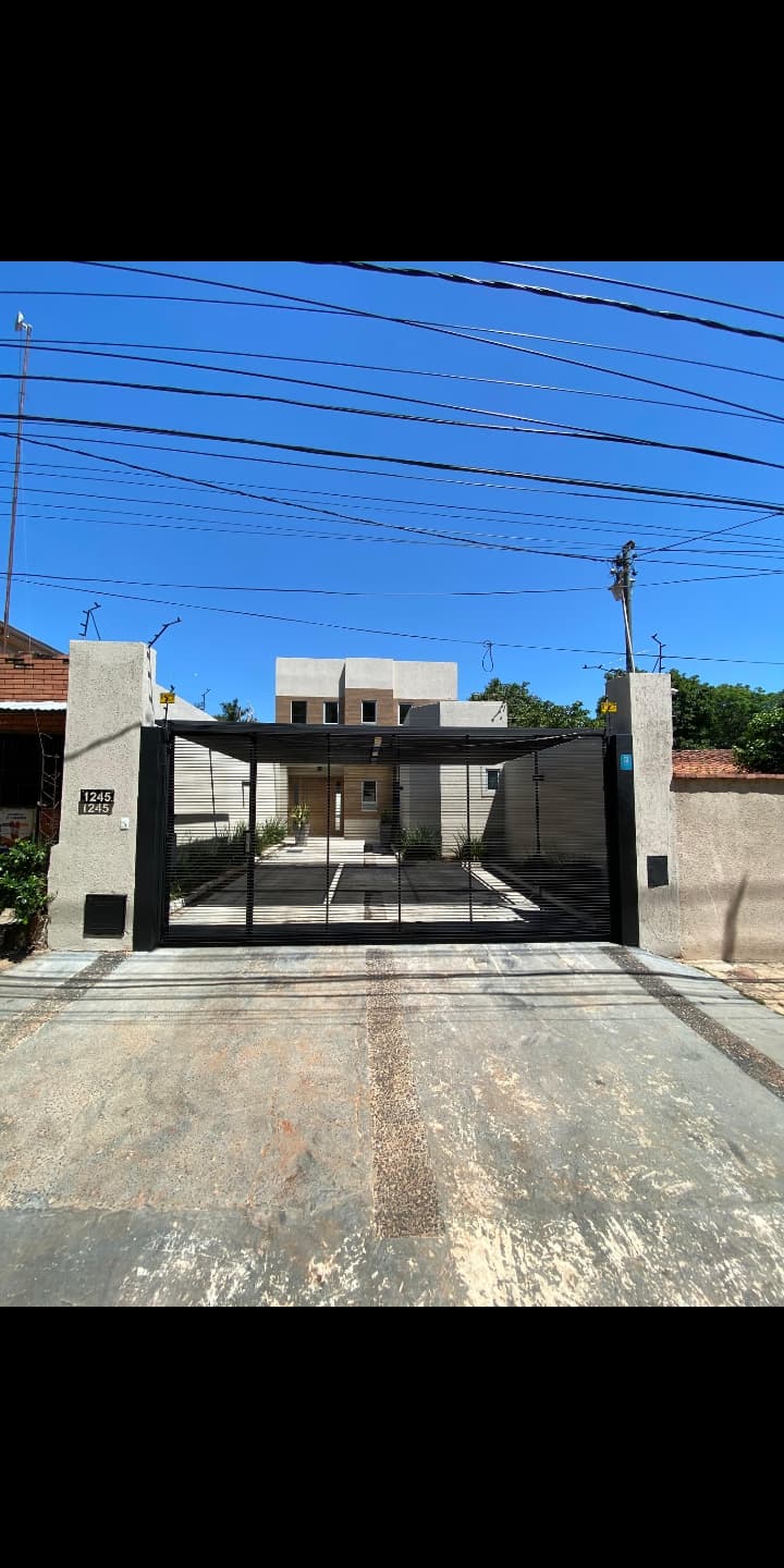 Alquilo Hermosa Casa Moderna De 3 Habit. Mburucuya