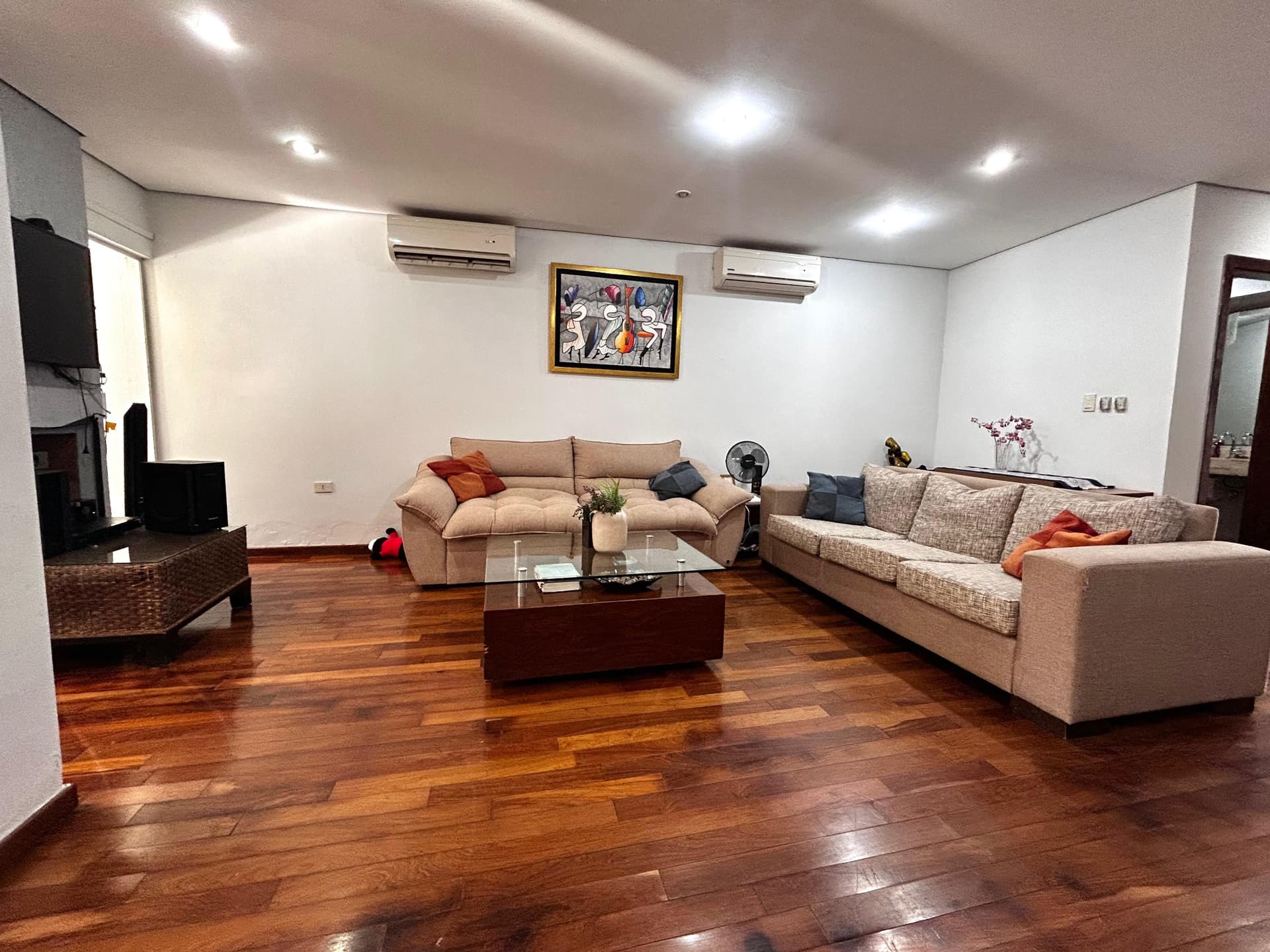 Casa pareada barrio ykua sati, foto 5