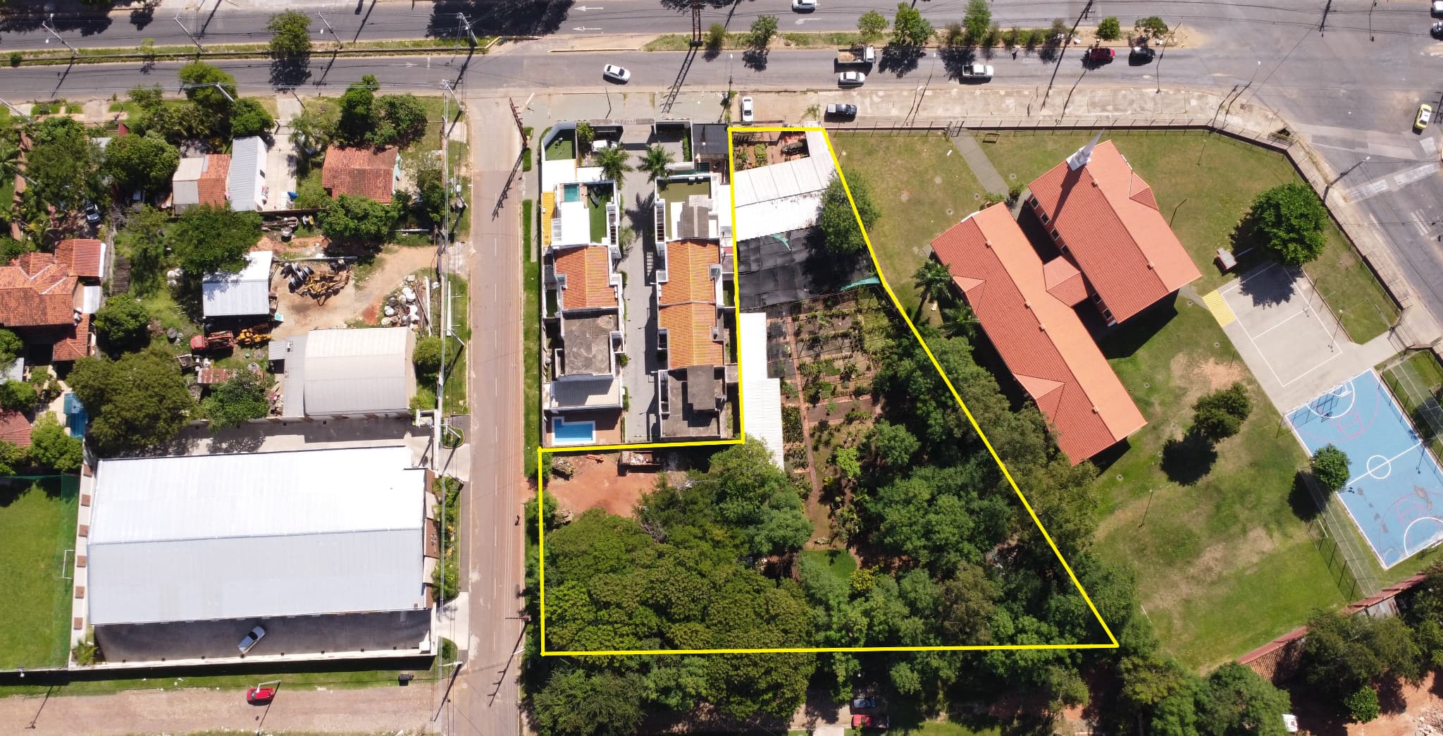 Amplio terreno sobre la avenida peron barrio ita enramada, foto 3