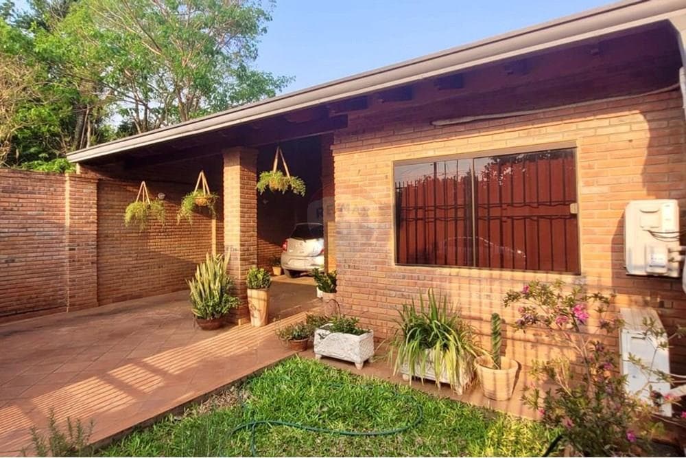 Venta casa en Luque zona municipalidad