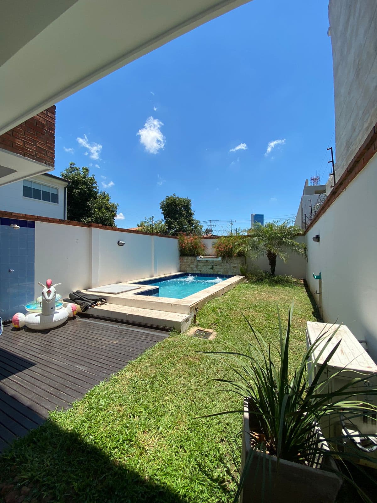 Alquilo Duplex con piscina en el Barrio San Jorge con o sin muebles