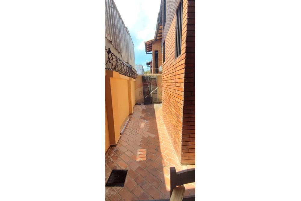 Alquilo duplex de 3 habitaciones + area de servicio