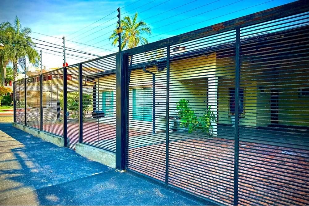 Alquilo casa en Ycuá Satí: Moderno y Cómodo