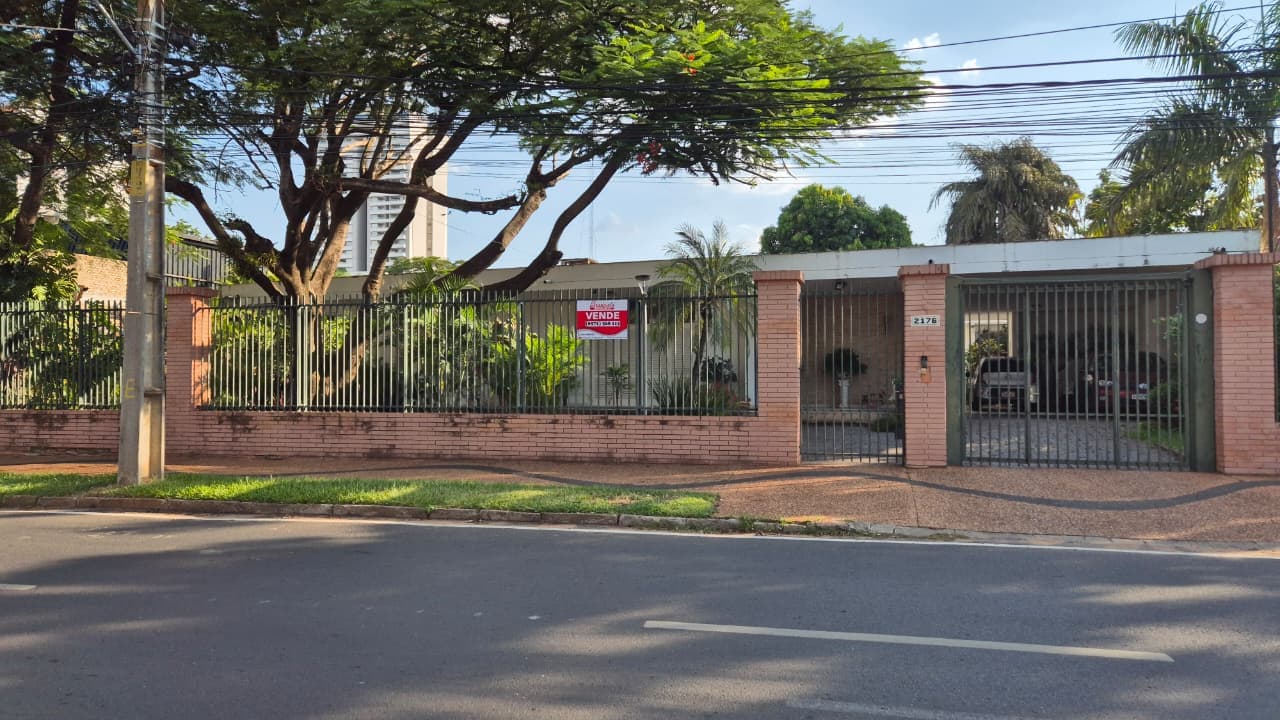 Vendo amplia propiedad en la ciudad de asuncion barrio san cristobal