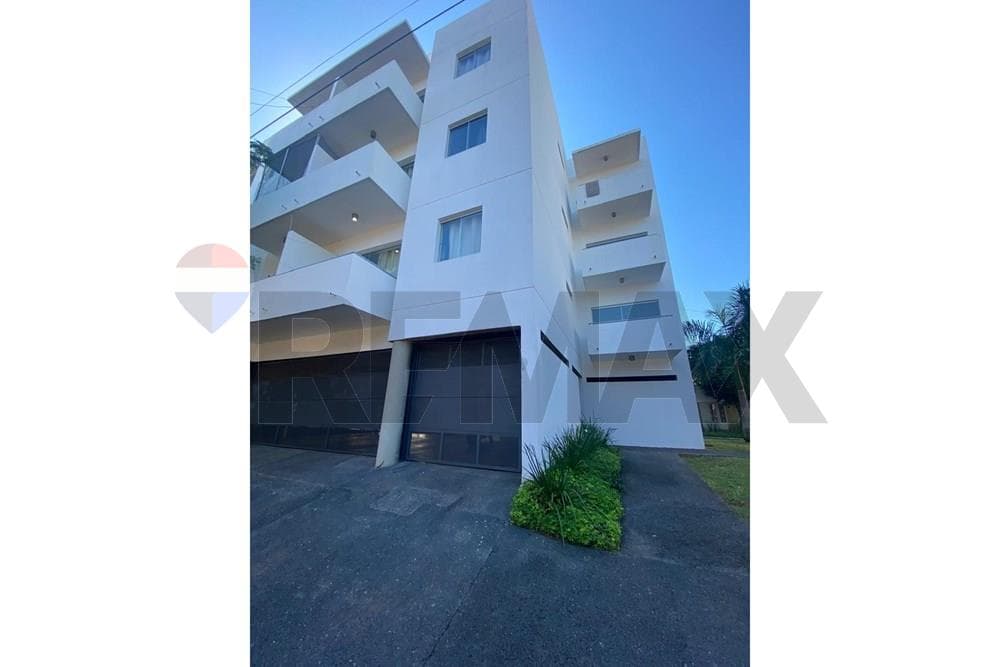 Departamento en Barrio Jara con Cochera Ideal Inversión
