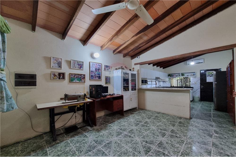 Casa con amplio patio y tinglado en Lambaré, foto 4