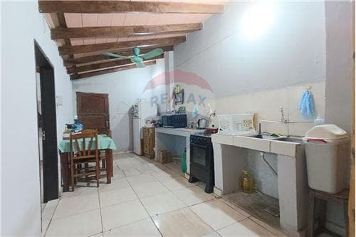 Casa en Fernando de la Mora, foto 2