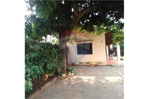 Terreno en Fernando de la Mora con casa a demoler o refaccionar, foto 3