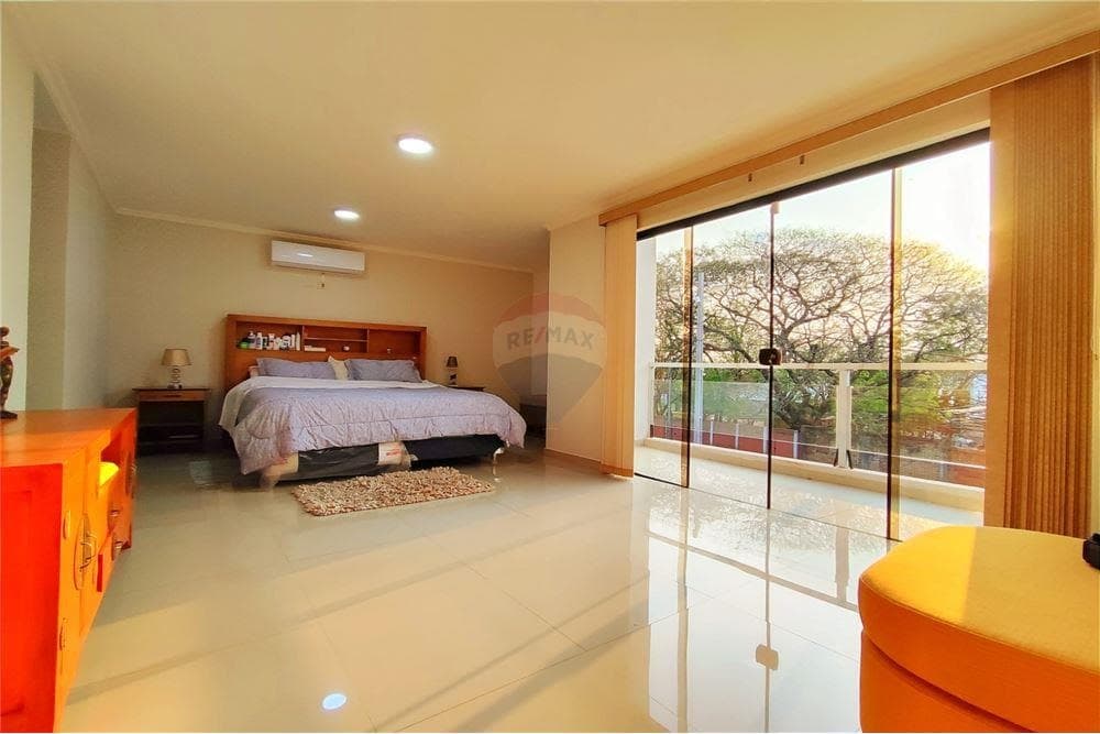 Casa en lambare kennedy a pasos de peron, foto 4