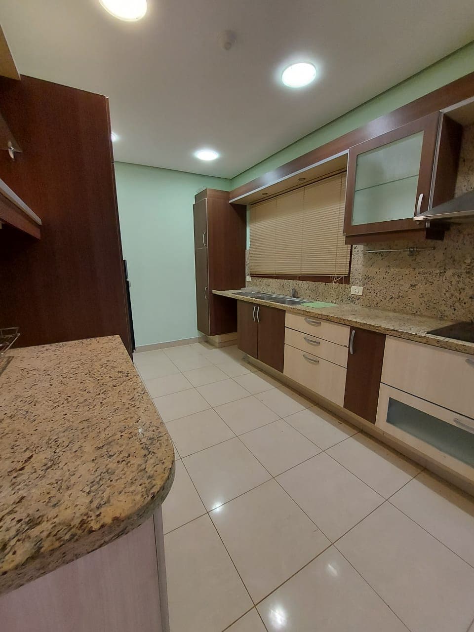 Amplia Residencia en Condominio en Mcal. Estigarribia — foto 4