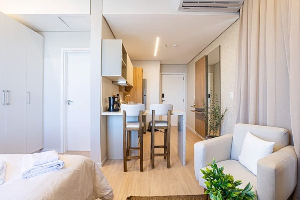 Departamento-Alquiler-Las Lomas (Carmelitas), Asunción, foto 2