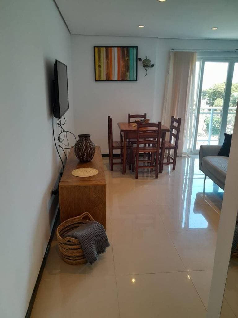 Alquilo departamento de 1 dormitorio en Barrio Lomas Amoblado