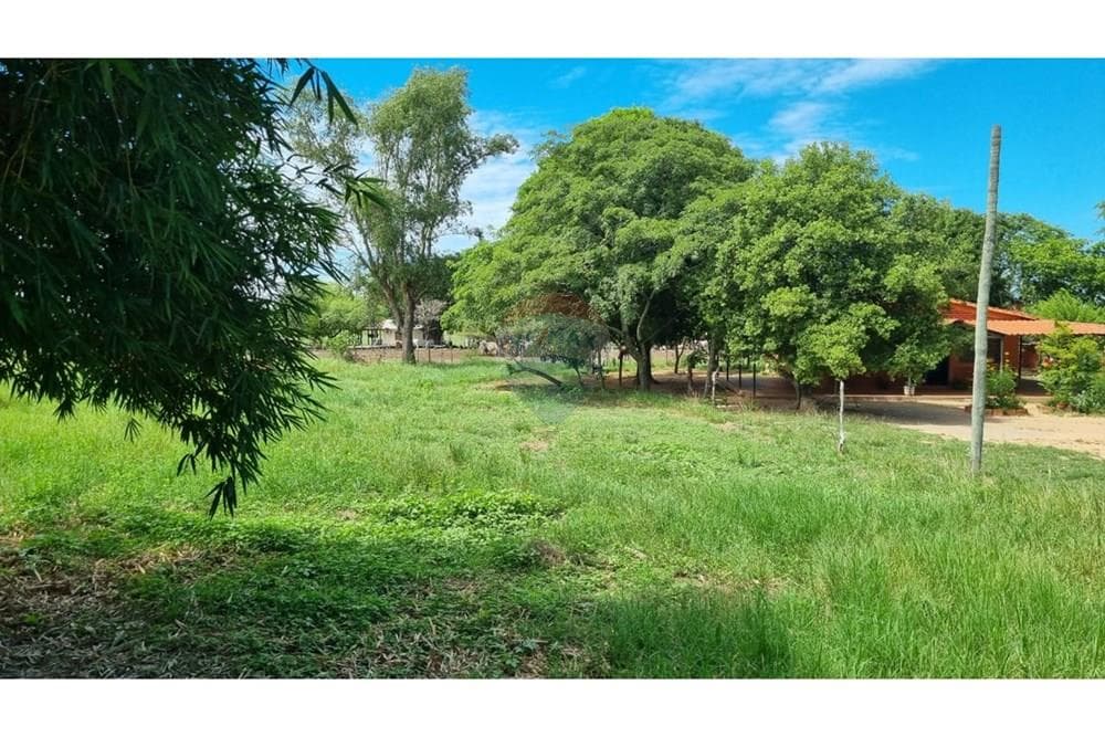Amplio Terreno de 1.619 m² con Casa y Galpón en Benjamín Aceval, Costa Guazú, foto 3