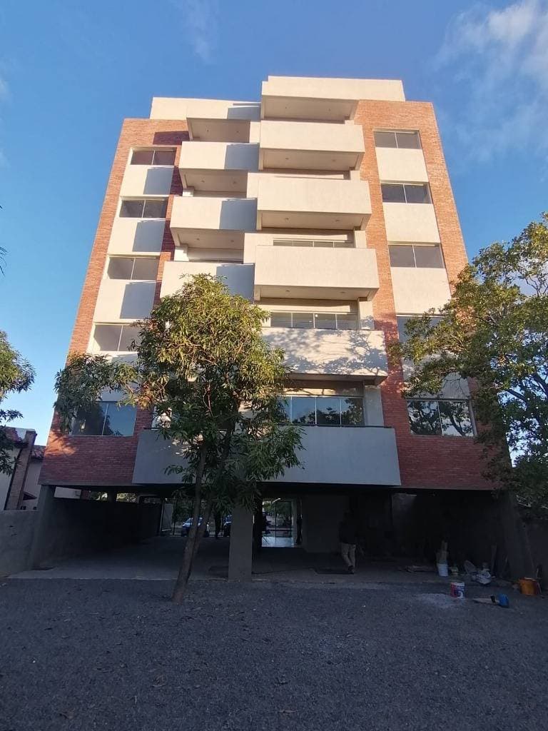 Alquilo departamento Zona Salvador del Mundo