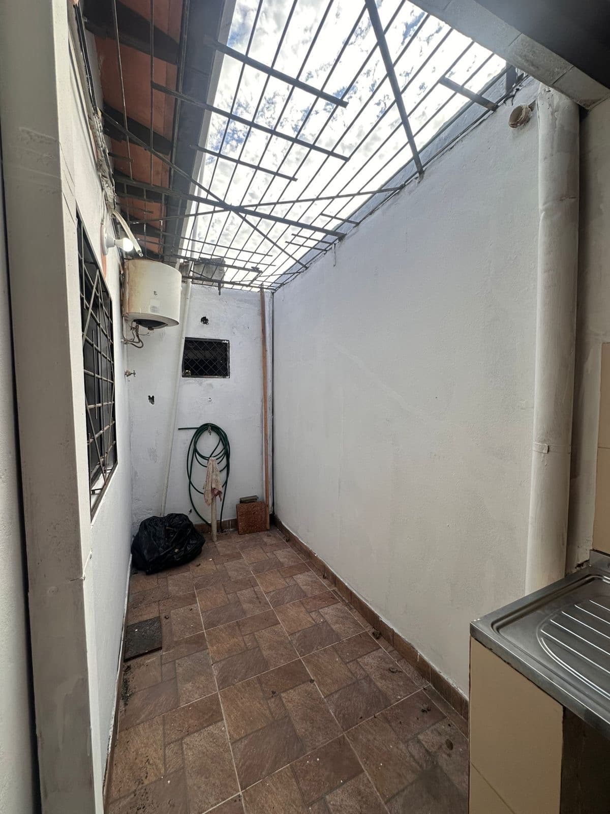 Casa en venta de dos dormitorios– Fernando de la Mora Zona Sur, foto 2