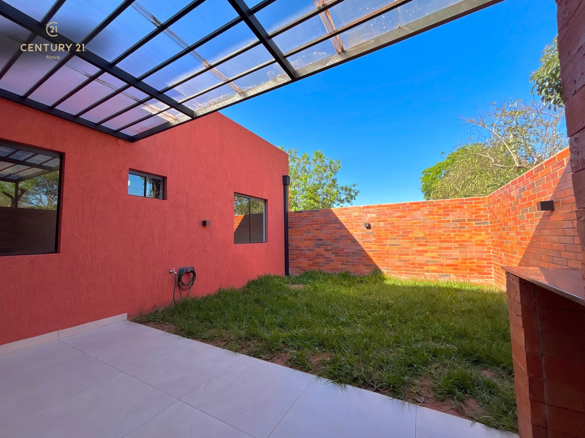 Casa con cancha de padel en Luque, foto 4