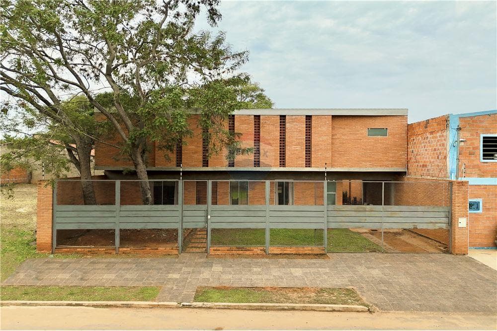 Gran Residencia a la Venta - Luque