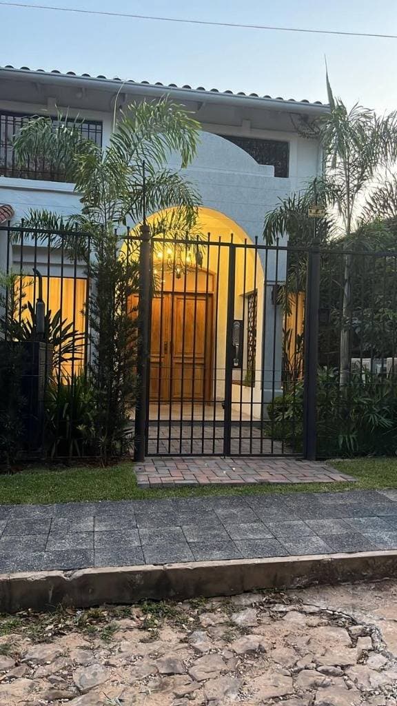 En venta, Casa en Madame Lynch