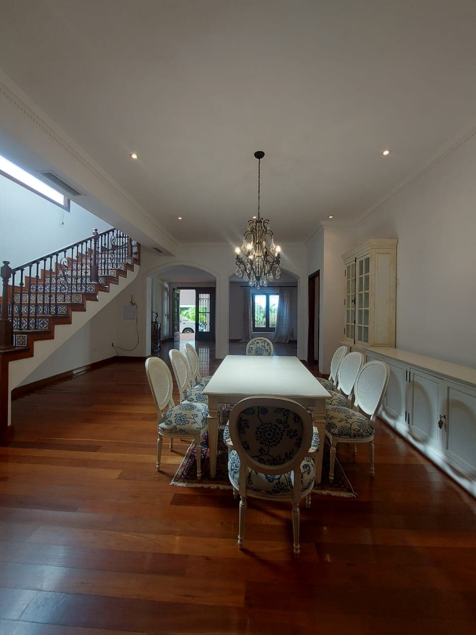 Hermosa Casa de 5 Suites y Casi una Hectárea en Surubi’i. COD A6, foto 2