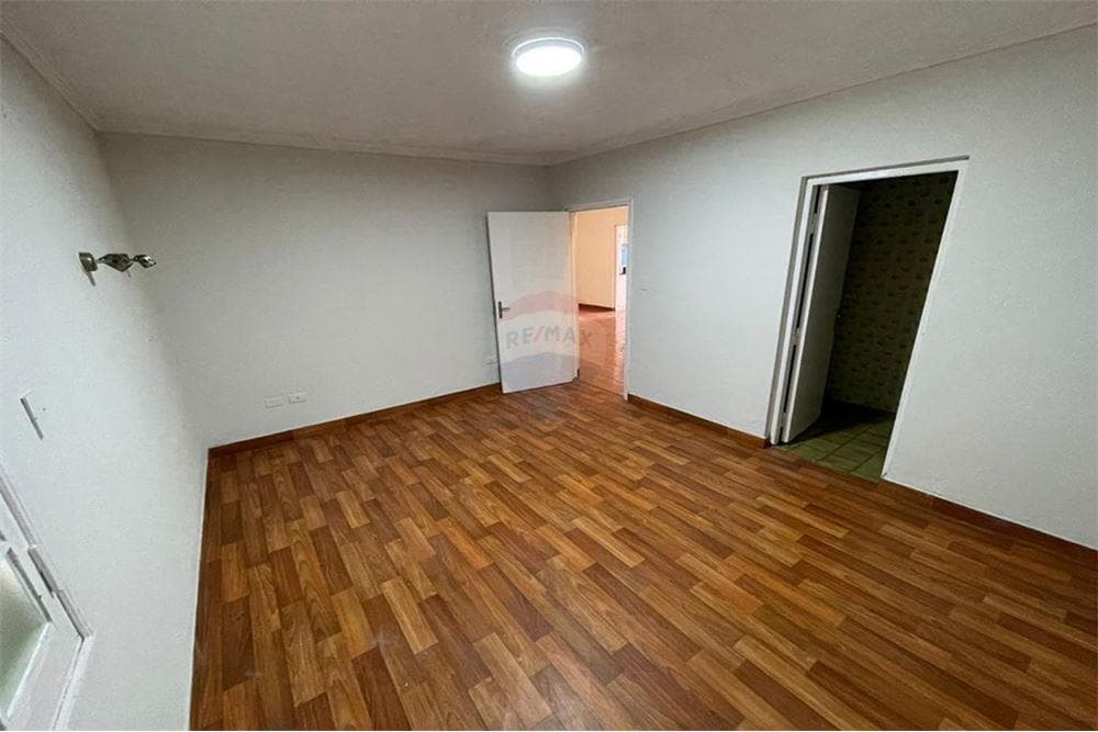 Vivienda a Refaccionar. Mejor zona d Mburucuyá, foto 5