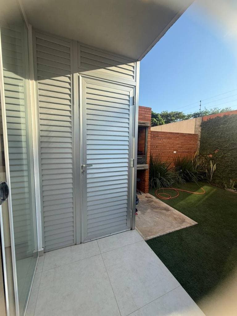 Dúplex en Luque de 2 dormitorios en barrio cerrado-Laurelty Luque — foto 5
