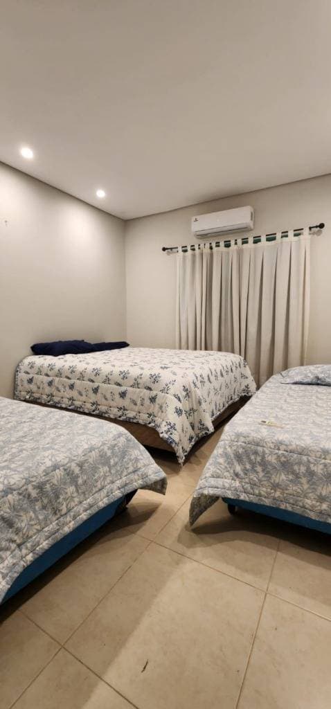 Casa en Venta – Urbanización Surubi’i, foto 3