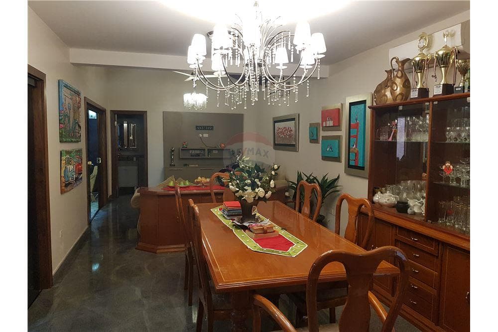 Lujosa residencia en barrio nazareth, foto 4