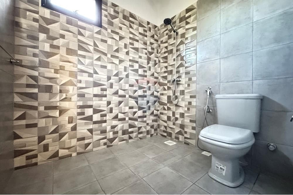 Amplia casa en Lambaré — foto 4