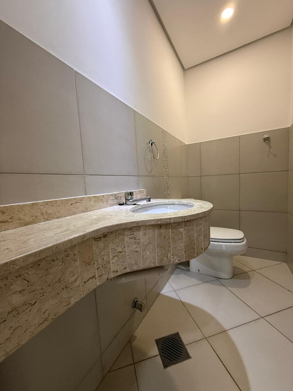 Villa Morra, en alquiler amplio departamento de 1 dormitorio amoblado, foto 5