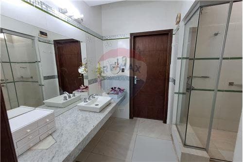 Casa-alquiler-py Asunción Mburucuyá Tte Cesar Velazquez — foto 3